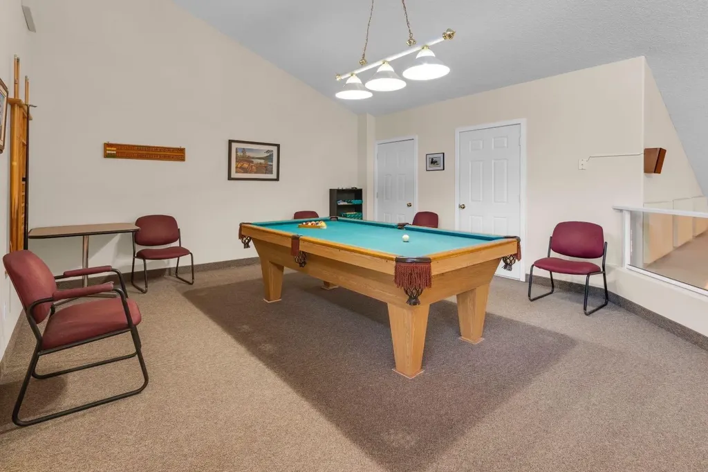 1818 Simcoe Boulevard SW Calgary AB T3H 3L9