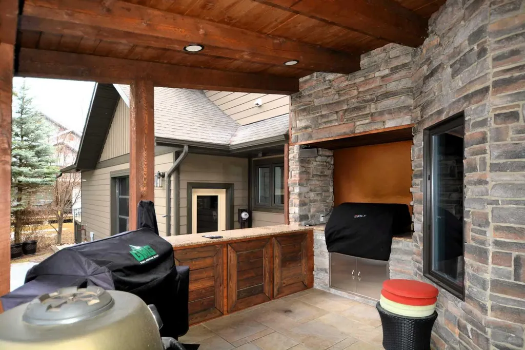 48 Ravine Drive Whitecourt AB T7S 1H5