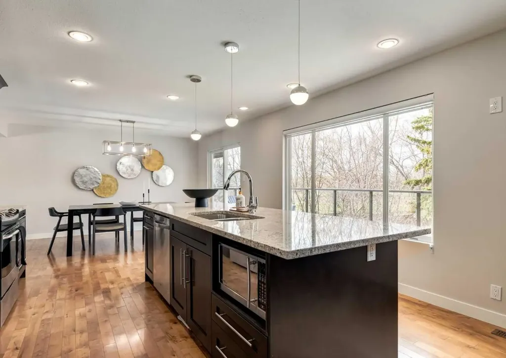 176 Mapleburn Drive SE Calgary AB T2J1Y6