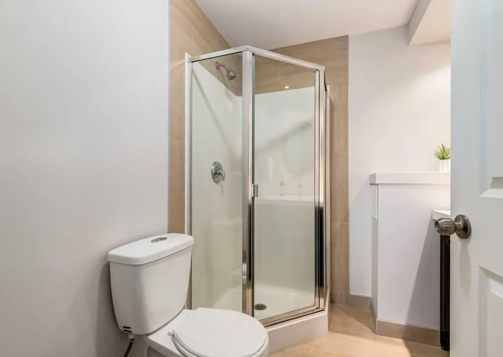 176 Mapleburn Drive SE Calgary AB T2J1Y6