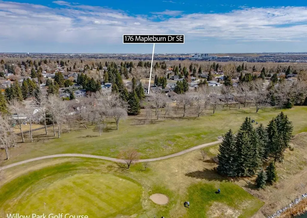 176 Mapleburn Drive SE Calgary AB T2J1Y6