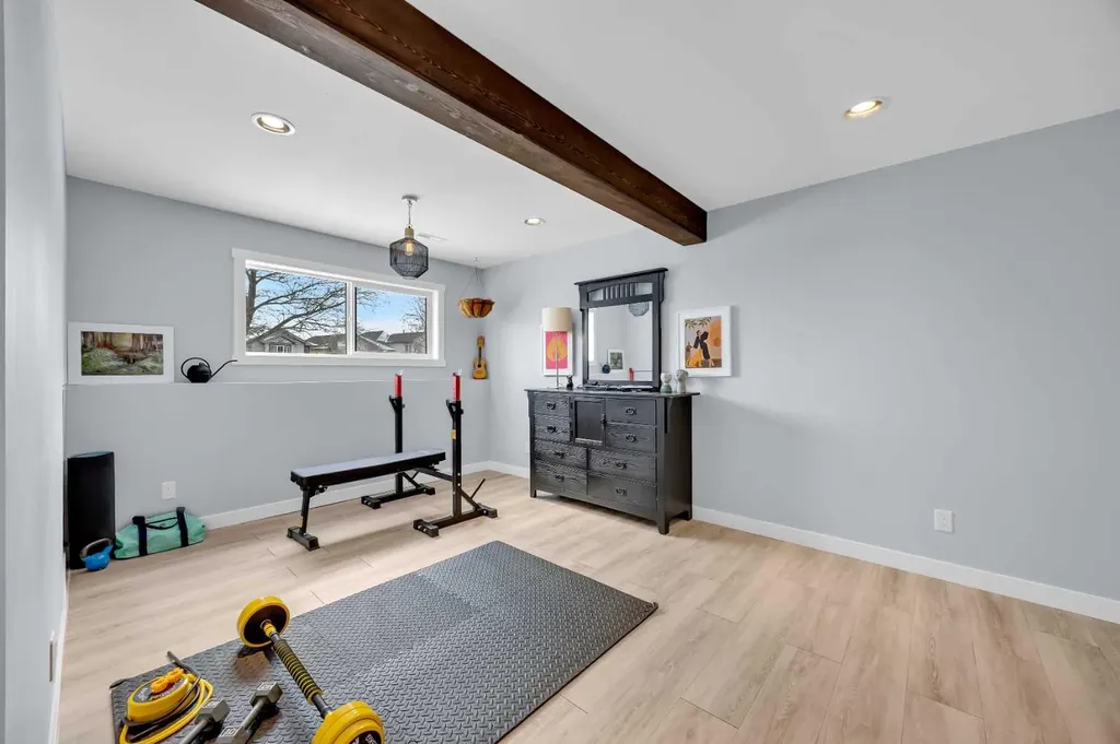 5 Country Hills Drive NW Calgary AB T3K 4S5