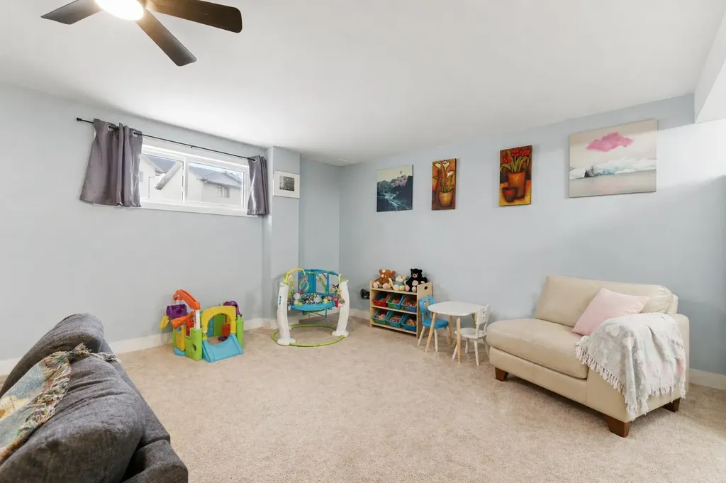 13 Green Meadow Crescent Strathmore AB T1P 1H4