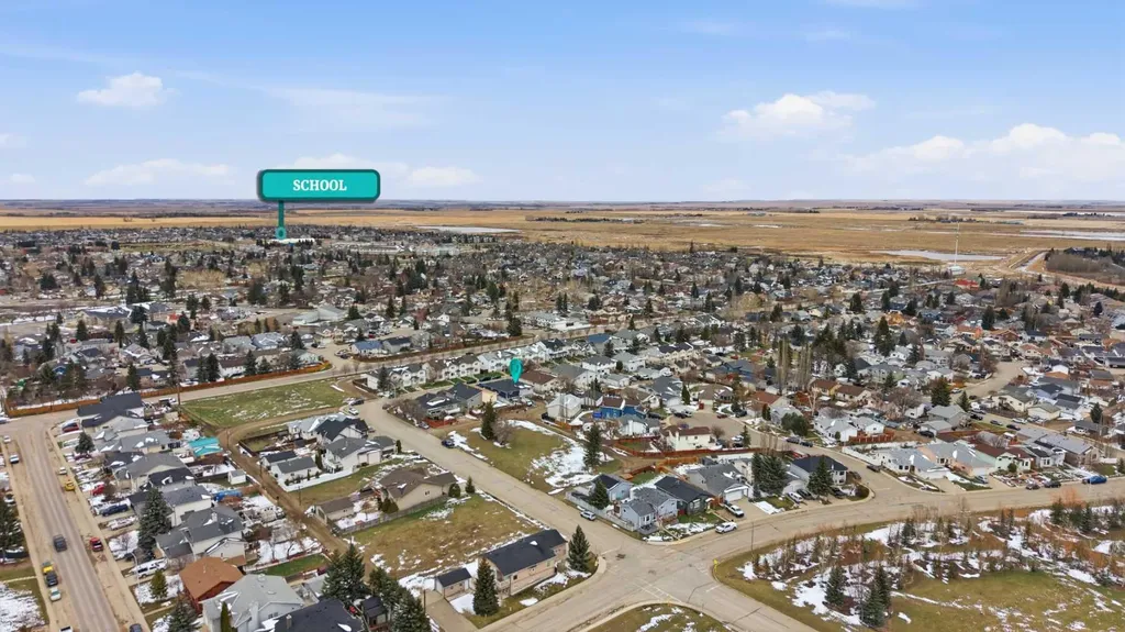 13 Green Meadow Crescent Strathmore AB T1P 1H4