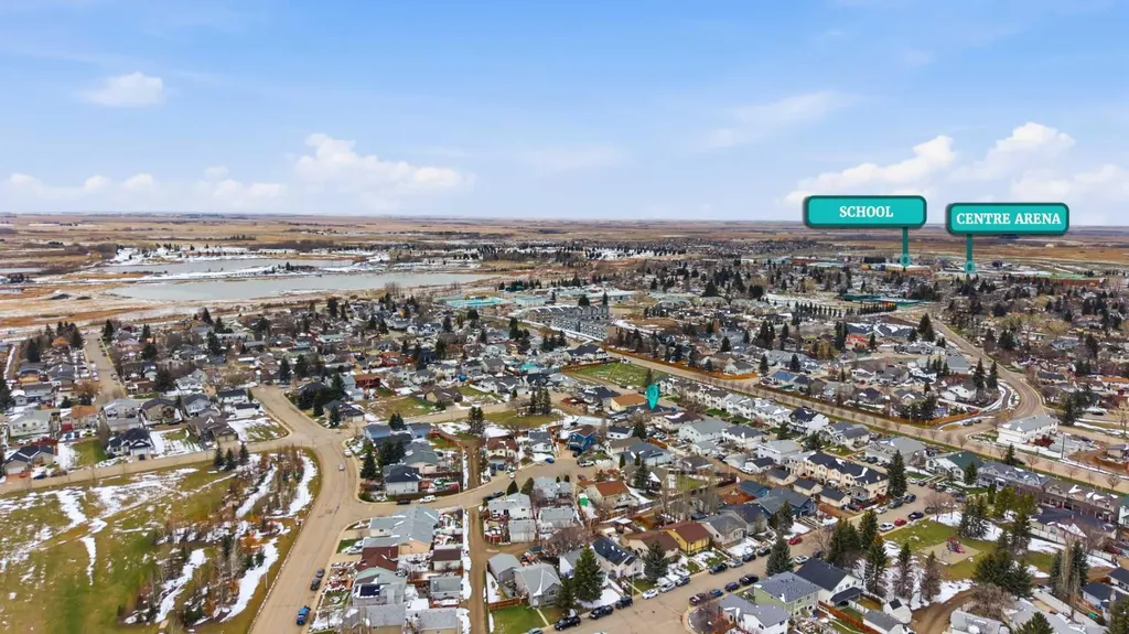 13 Green Meadow Crescent Strathmore AB T1P 1H4