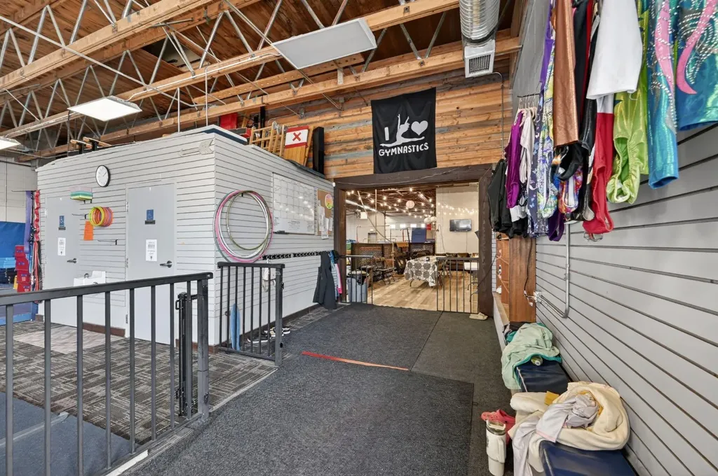 5115 1 Street W Claresholm AB T0L 0T0
