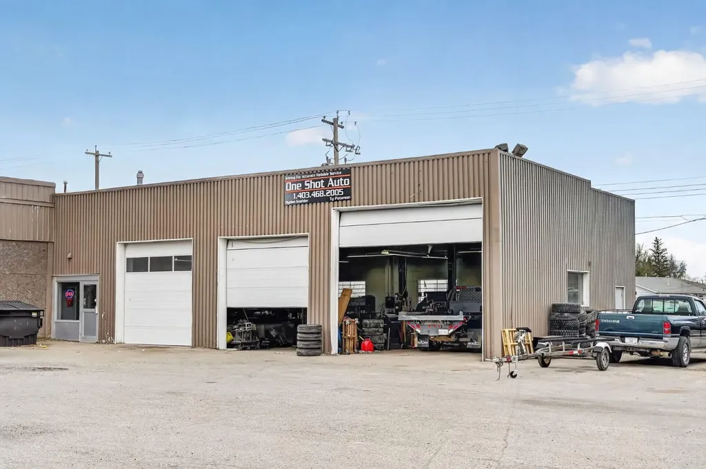 5115 1 Street W Claresholm AB T0L 0T0