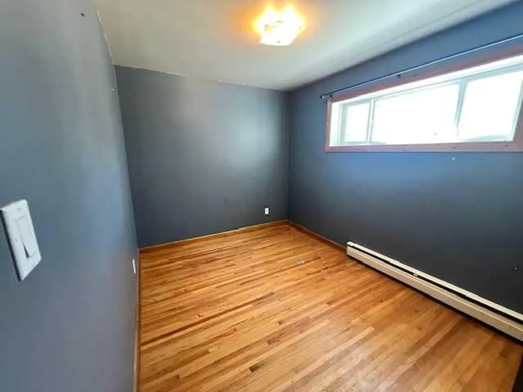 5021 47 Street Daysland AB T0B 1N0