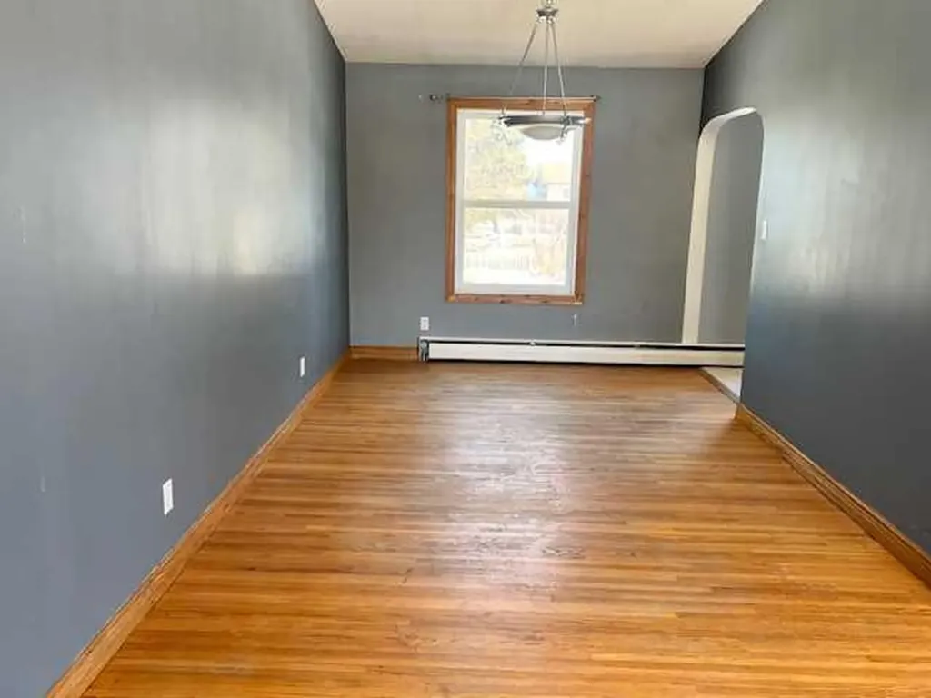 5021 47 Street Daysland AB T0B 1N0
