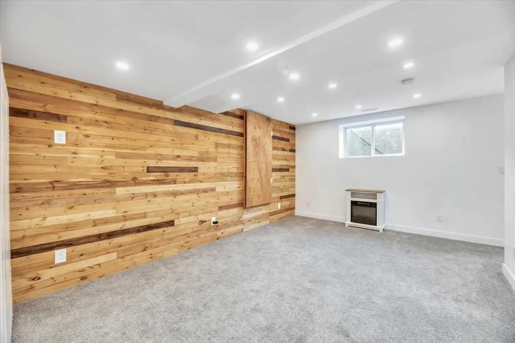 223 Coventry Road NE Calgary AB T3K 5H6