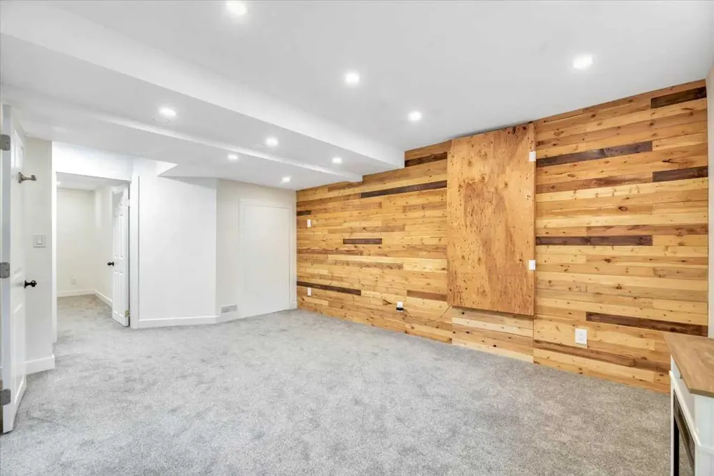 223 Coventry Road NE Calgary AB T3K 5H6