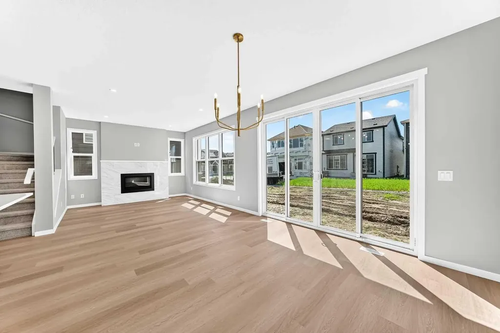 547 Mercado Avenue SE Calgary AB T3M 4C9