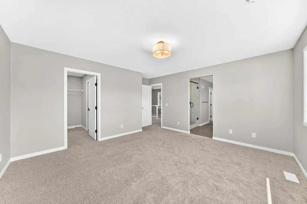 547 Mercado Avenue SE Calgary AB T3M 4C9