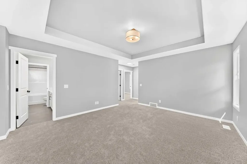 547 Mercado Avenue SE Calgary AB T3M 4C9