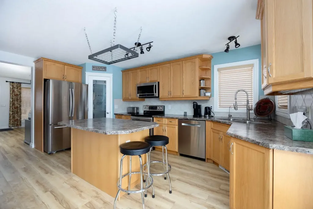 134 Cottonwood Creek Way Fort Mcmurray AB T9K 2T9
