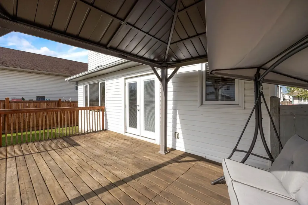 134 Cottonwood Creek Way Fort Mcmurray AB T9K 2T9