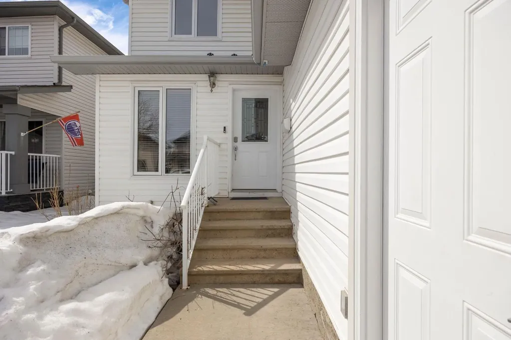 134 Cottonwood Creek Way Fort Mcmurray AB T9K 2T9