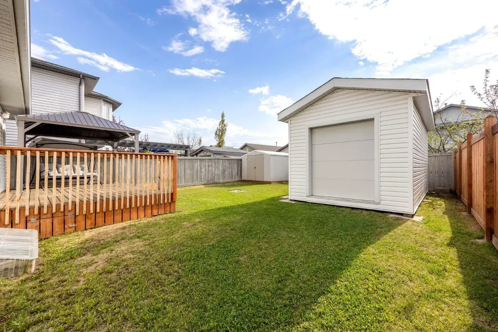 134 Cottonwood Creek Way Fort Mcmurray AB T9K 2T9