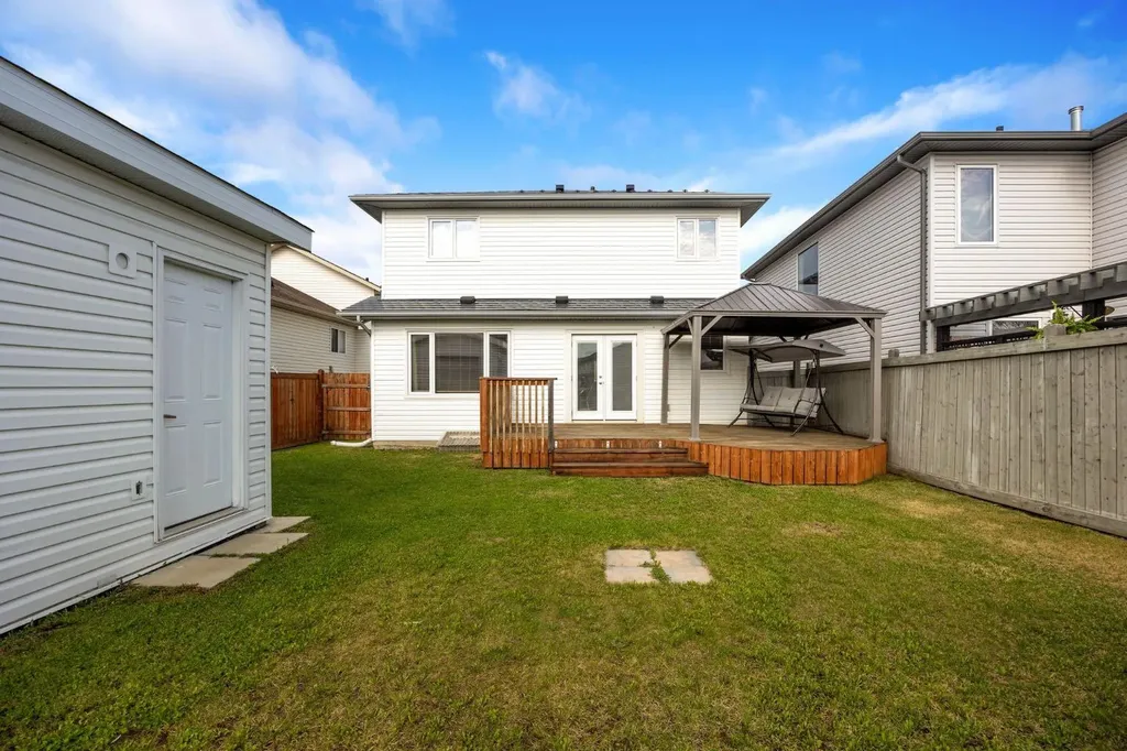 134 Cottonwood Creek Way Fort Mcmurray AB T9K 2T9