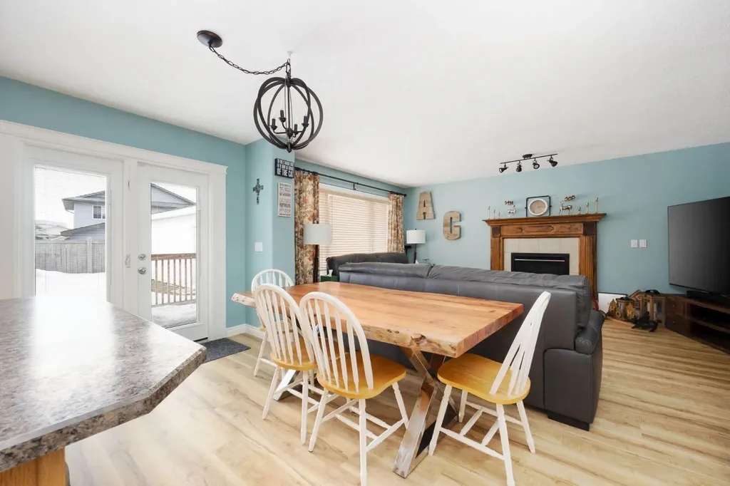 134 Cottonwood Creek Way Fort Mcmurray AB T9K 2T9