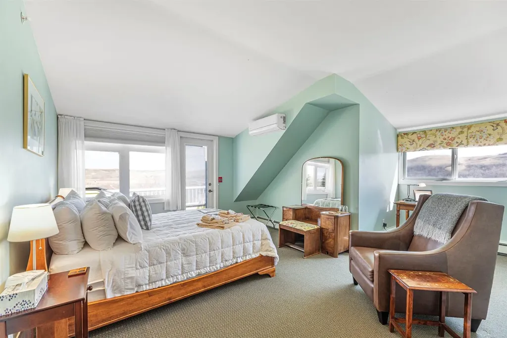 111 Severn Avenue Rosebud AB T0J 2T0