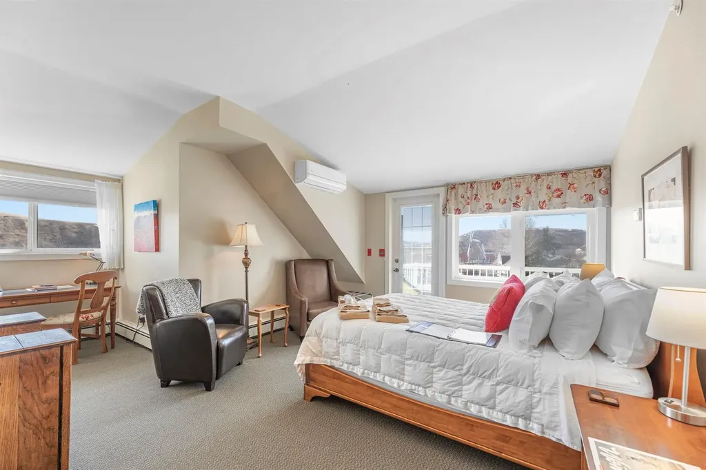 111 Severn Avenue Rosebud AB T0J 2T0