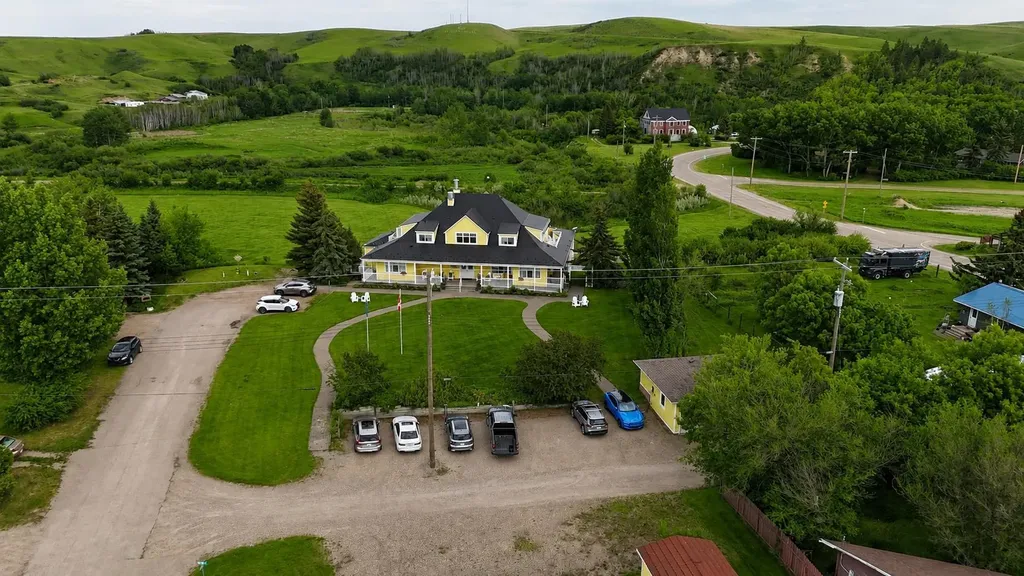 111 Severn Avenue Rosebud AB T0J 2T0