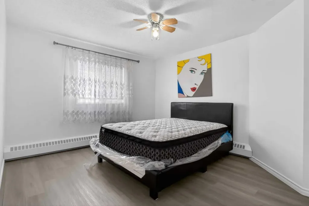 10 Dover Point SE Calgary AB T2P 3K2