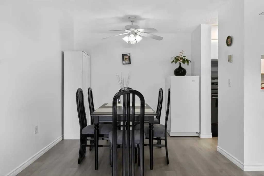 10 Dover Point SE Calgary AB T2P 3K2