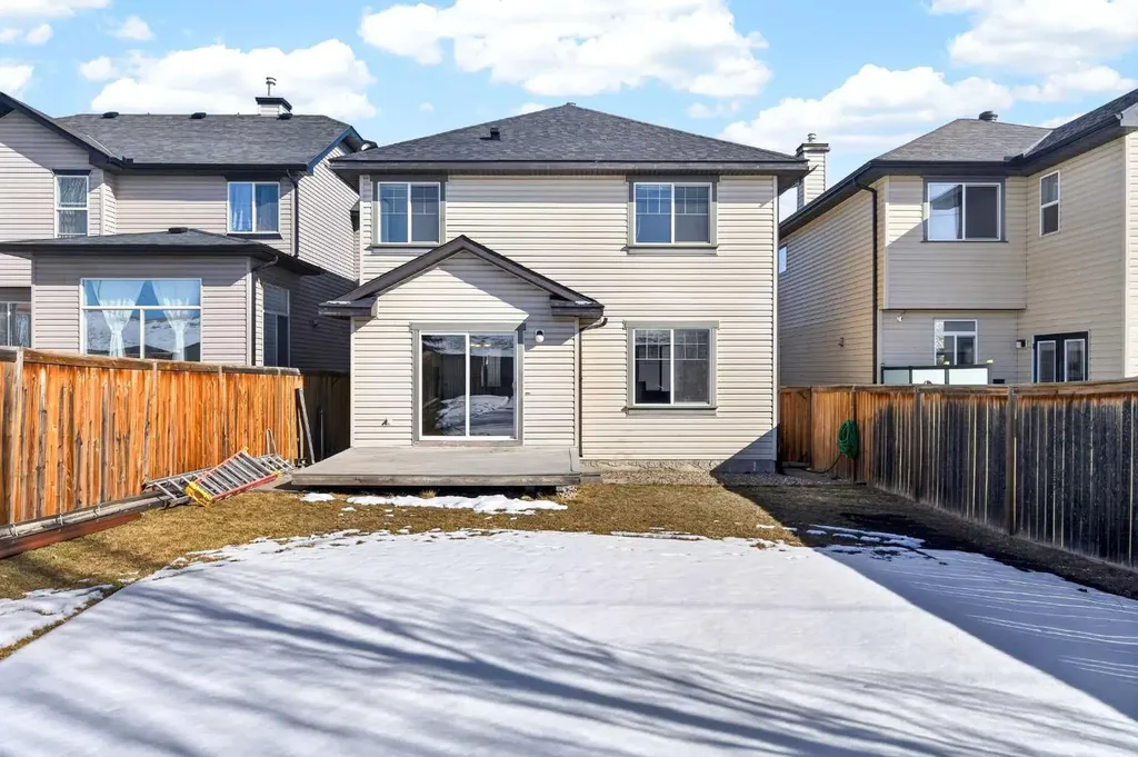 172 Kincora Drive NW Calgary AB T3R 1L5