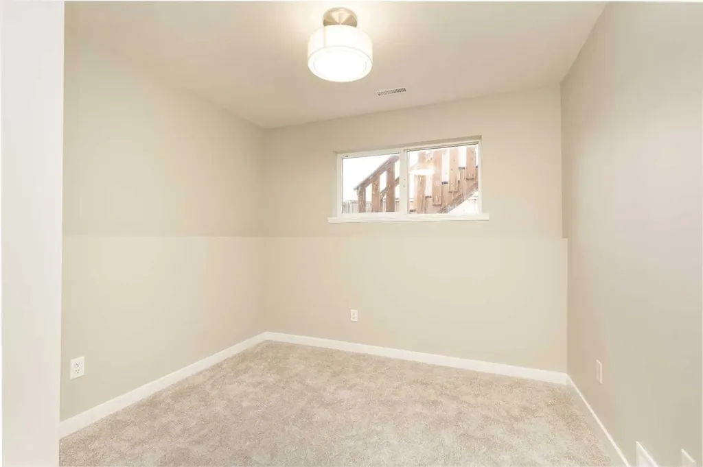 158 Jerry Potts Boulevard W Lethbridge AB T1K 7G7