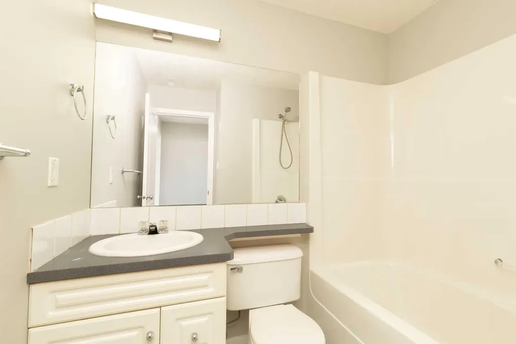 158 Jerry Potts Boulevard W Lethbridge AB T1K 7G7