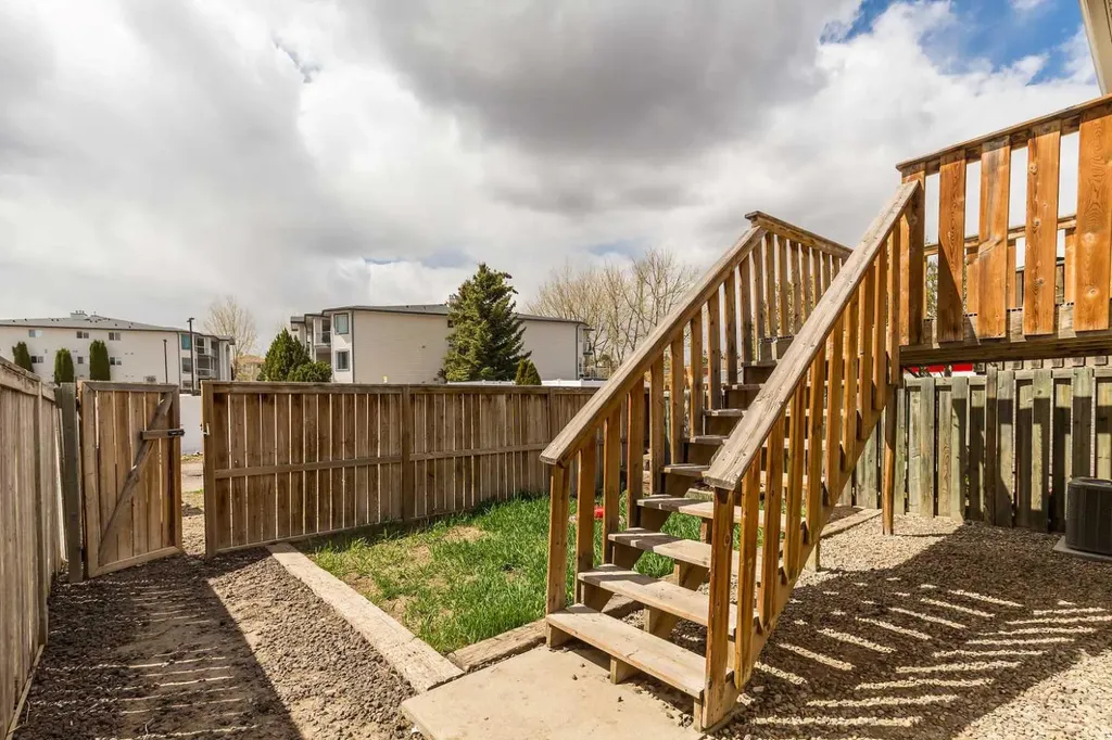 158 Jerry Potts Boulevard W Lethbridge AB T1K 7G7