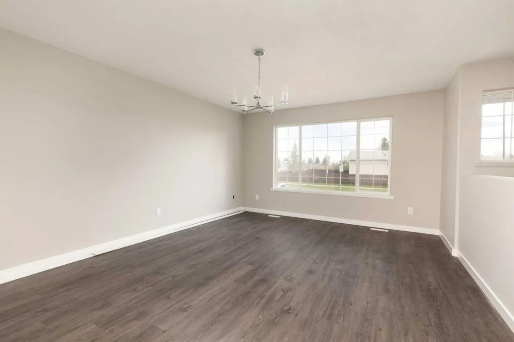 158 Jerry Potts Boulevard W Lethbridge AB T1K 7G7