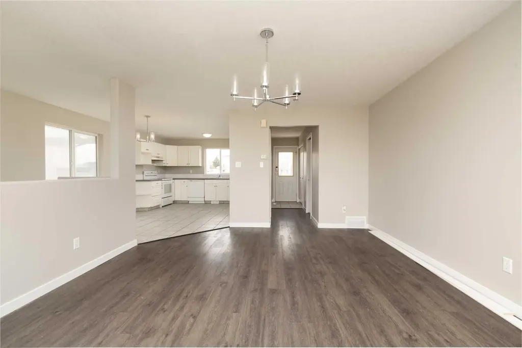 158 Jerry Potts Boulevard W Lethbridge AB T1K 7G7