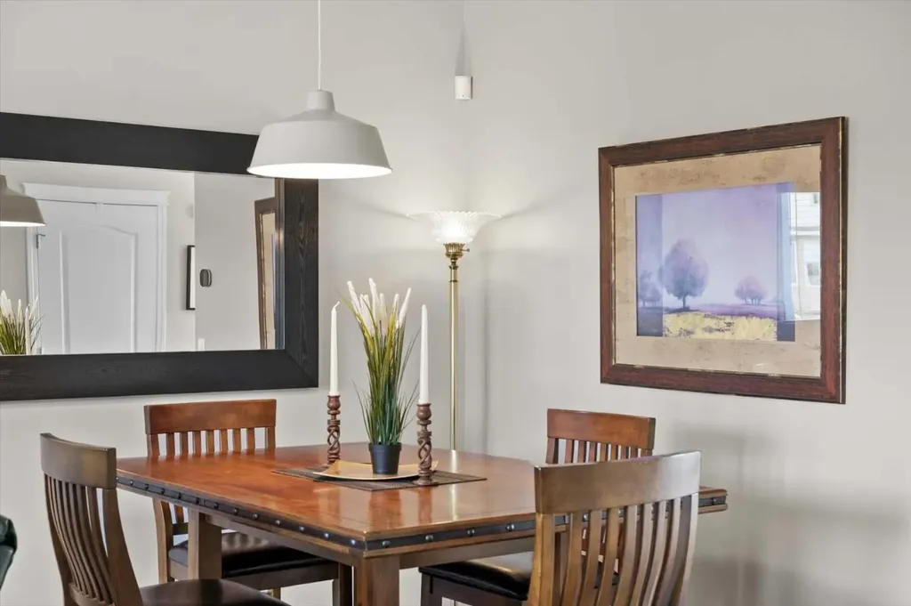 139 Country Hills Gardens NW Calgary AB T3K 5G1