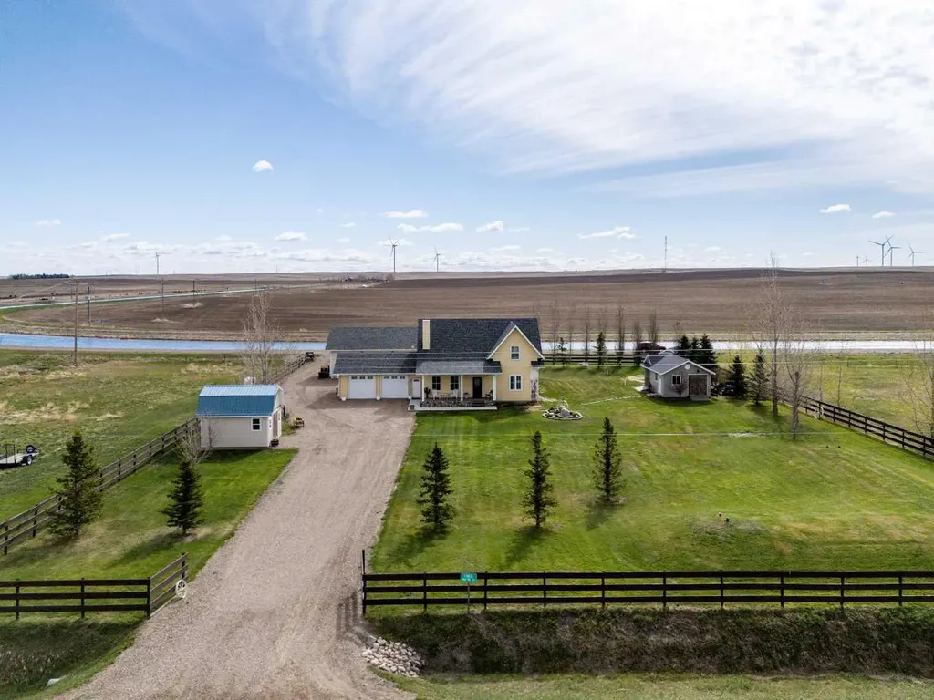 110033 Range Road 103 Rural Forty Mile No. 8 County Of AB T0K 0G0