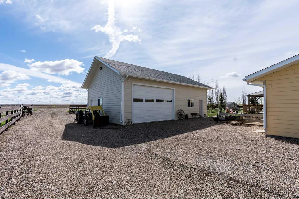 110033 Range Road 103 Rural Forty Mile No. 8 County Of AB T0K 0G0