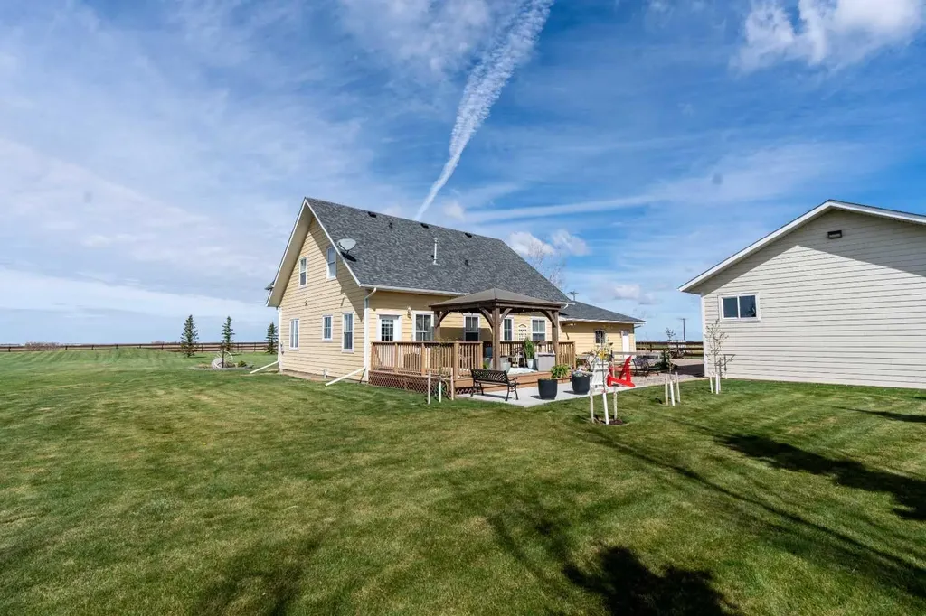110033 Range Road 103 Rural Forty Mile No. 8 County Of AB T0K 0G0