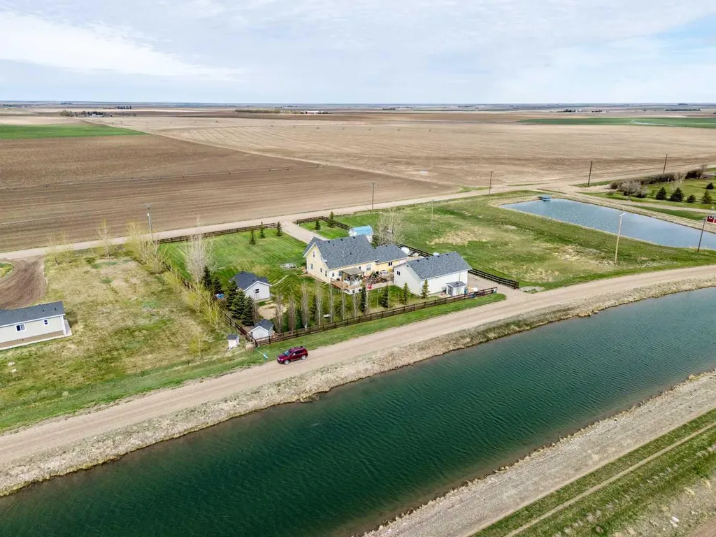 110033 Range Road 103 Rural Forty Mile No. 8 County Of AB T0K 0G0