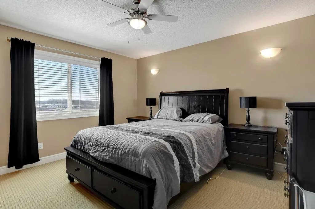 8633 102 Avenue Grande Prairie AB T8X 0B5