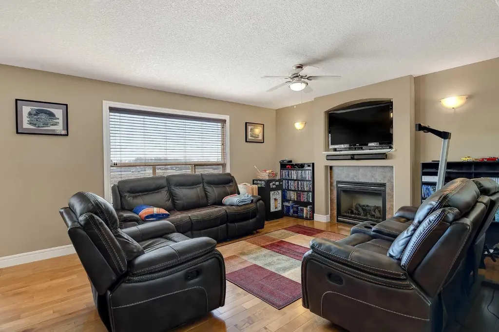 8633 102 Avenue Grande Prairie AB T8X 0B5