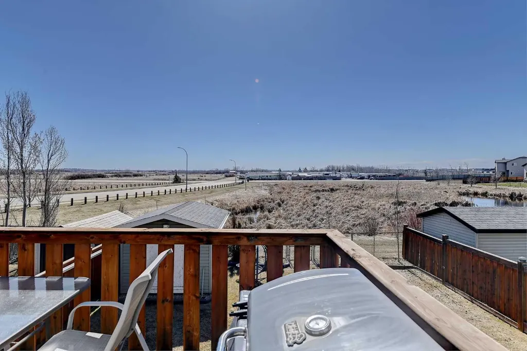 8633 102 Avenue Grande Prairie AB T8X 0B5