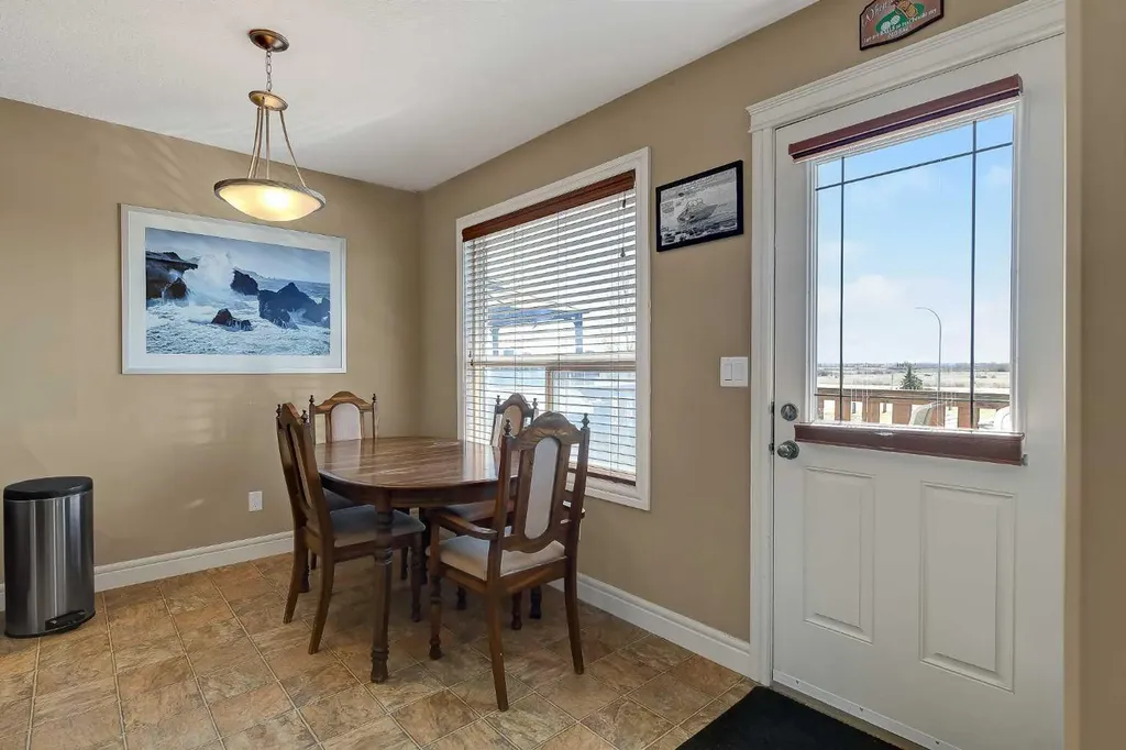 8633 102 Avenue Grande Prairie AB T8X 0B5