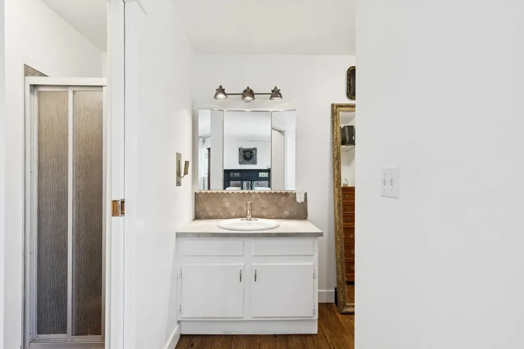 104 Cedarpark Drive SW Calgary AB T2E 1J8