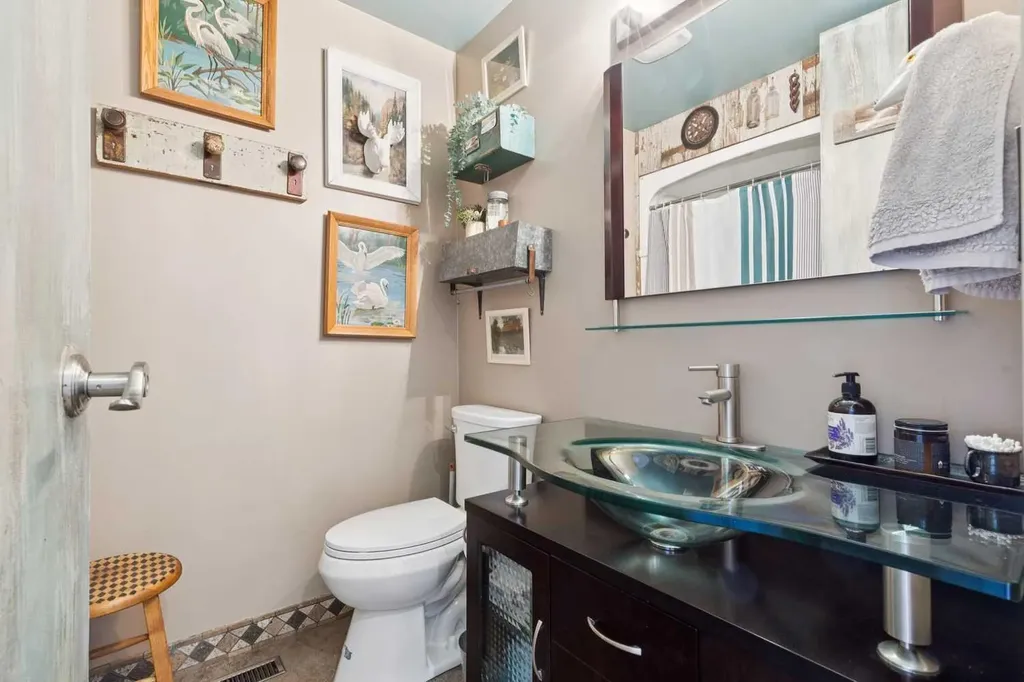 104 Cedarpark Drive SW Calgary AB T2E 1J8