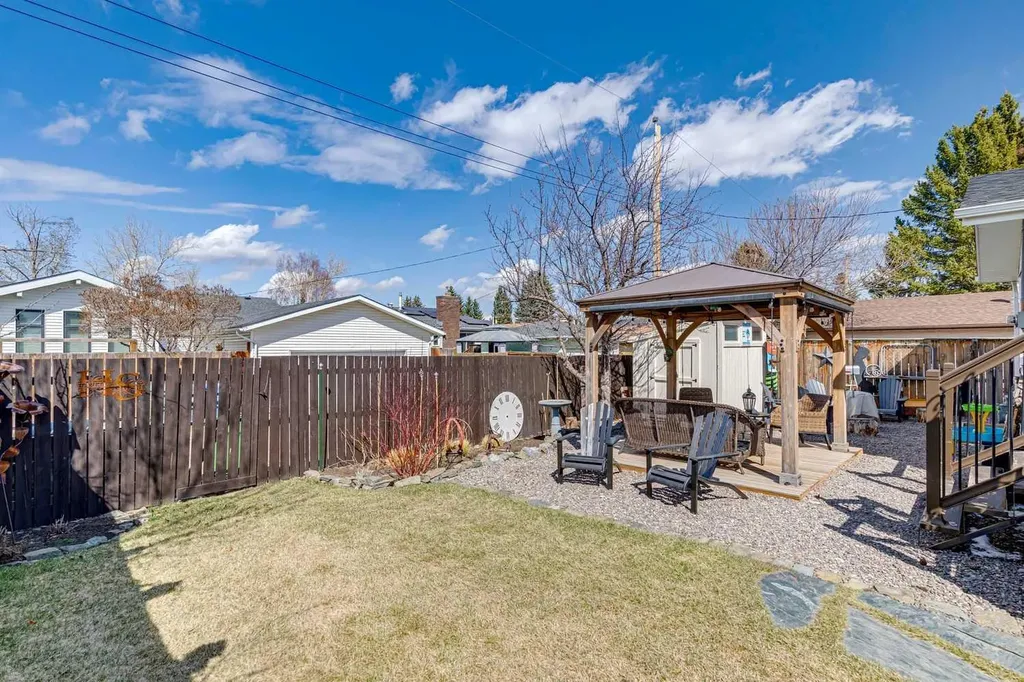 104 Cedarpark Drive SW Calgary AB T2E 1J8
