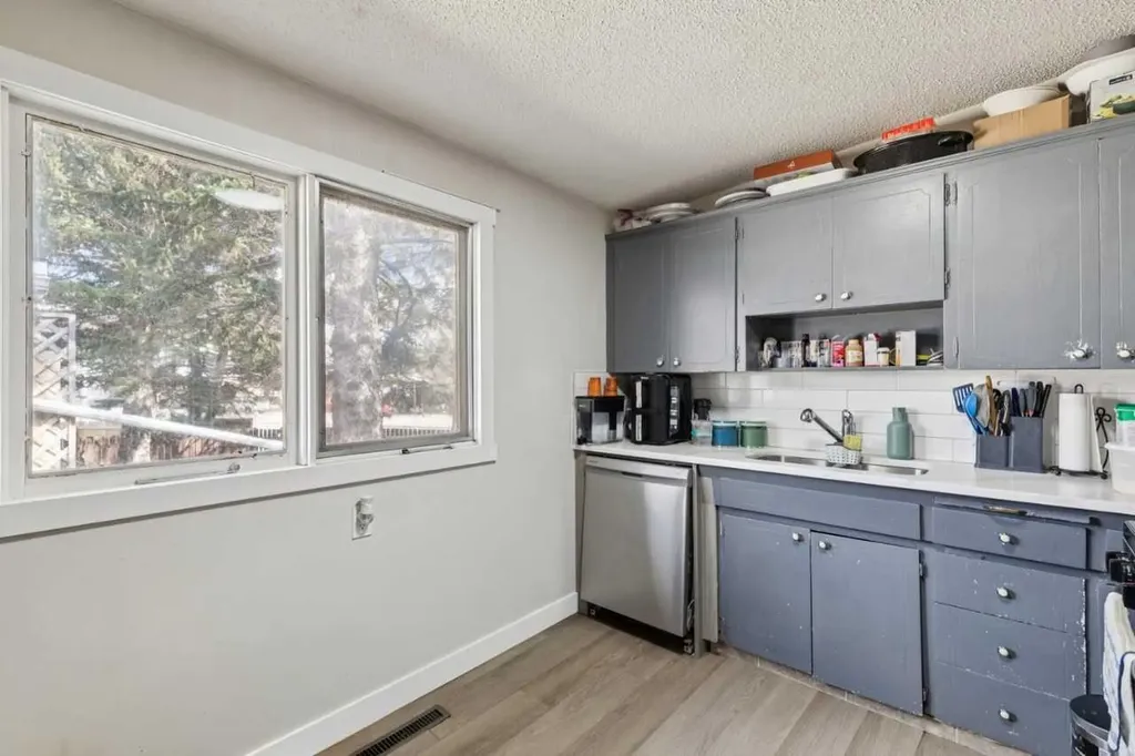 4210 Richmond Road SW Calgary AB T3E4P3