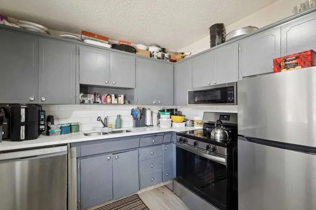 4210 Richmond Road SW Calgary AB T3E4P3