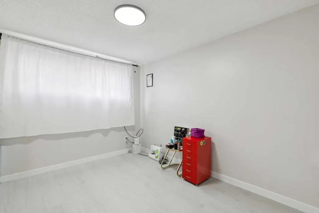4210 Richmond Road SW Calgary AB T3E4P3